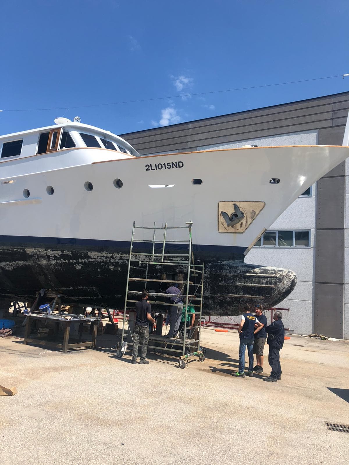 Yacht Refit 12 Alt